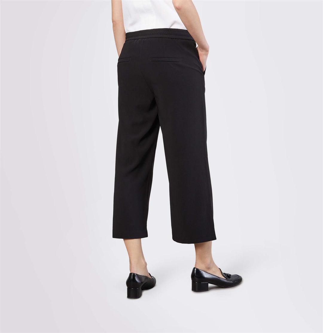 Chiara cropped