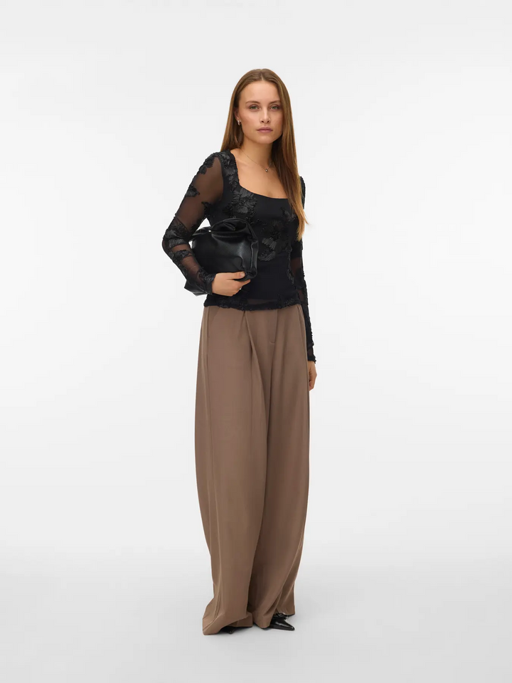 VMMila LS Square Top