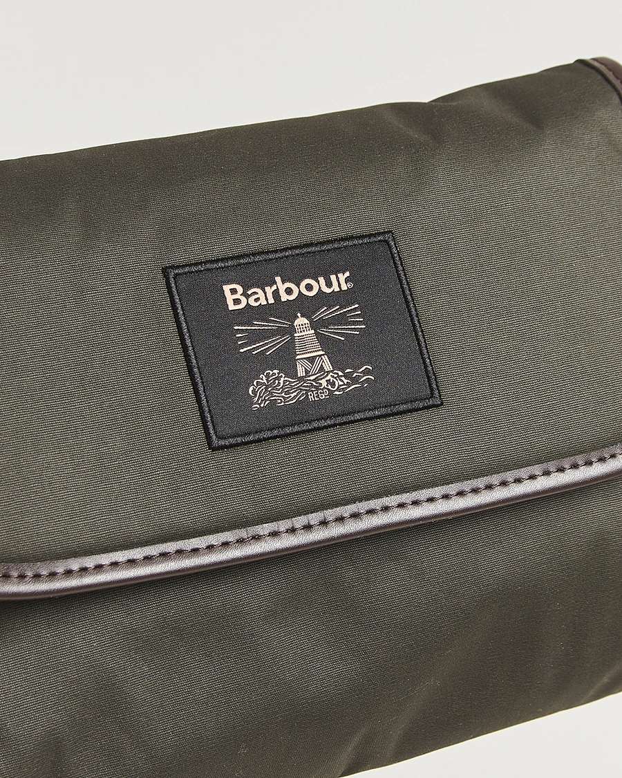Wax hanging washbag